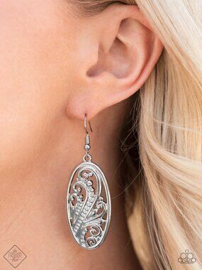 Paparazzi Jewelry Accessories - High Tide Terrace - Silver Earrings - Vintage